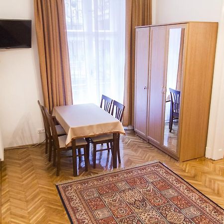 Authentic Budapest Apartment Pokój zdjęcie