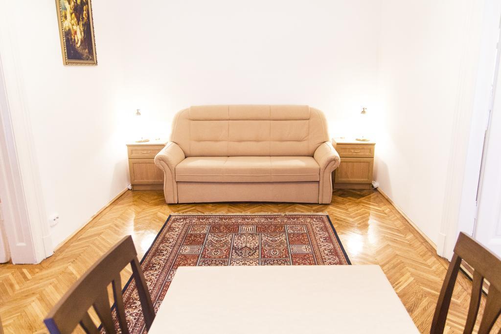 Authentic Budapest Apartment Pokój zdjęcie