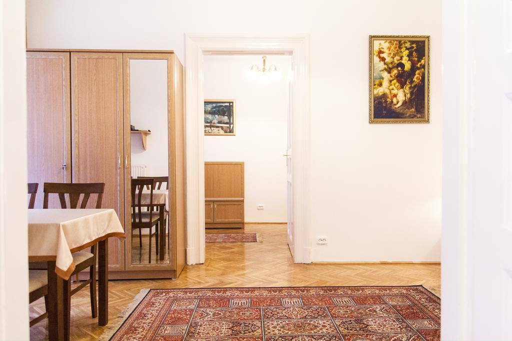 Authentic Budapest Apartment Pokój zdjęcie
